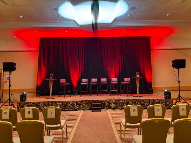 Three legends nights at Crowne Plaza Chester: photo 3
