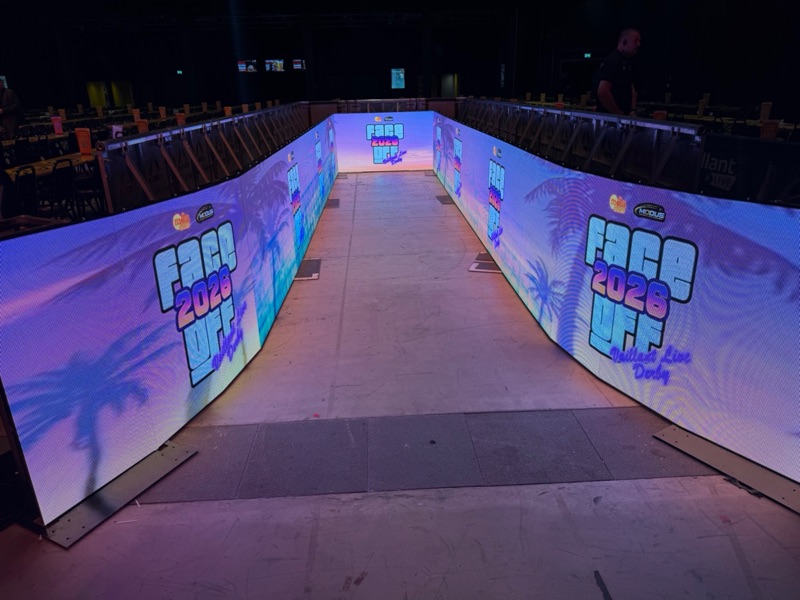MDA Darts Face Off: 11m LED catwalk video wall: photo 1